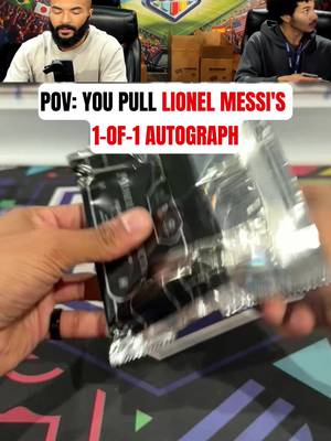 Topps Museum Collection just produced ANOTHER NUKE🚀 This time, it's Lionel Messi's 1/1 AutographAutograph😳🔥 #lionelmessi #messi #soccercards #fútbolcards #fútbol #sportscards #topps #whodoyoucollect #cardpull #1of1 #thehobby