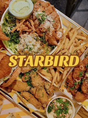 📍Starbird Chicken (4755 Fauntleroy Wy SW Ste 150, Seattle, WA 98116) ✨Grand opening Monday, Sept 28th! Make sure you stop by😎 My order: - Cali gold bbq bacon sandwich - Nashville hot bird sandwich  - Elote chop salad  - Classic tenders - Wings (lemon pepper and garlic parm) - Star box - Sweet Thai glazed tender box  - Elote street corn  - Churros #friedchicken #chickentenders #chickensandwhich #starbird #seattlewashington 