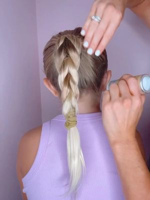 Living this easy pull through braid #hairtutorial #hairstyle 