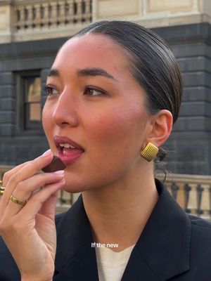 A girl that knows exactly who she is ⭐️🤎 inspired by the new Special Edition Biscoff Toblerone Pralines @Toblerone  #ad 