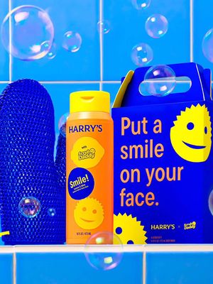 smell better, smile more. meet the Harry's x Scrub Daddy limited time only collab. shop at the link in bio. 😀🫧💛🍋 #harrysbodywash #scrubdaddy #limitedtimeoffering #limited #collab 