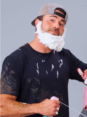 You Have Spiders on Your Face RIGHT NOW! My friends @frida just released a new line of hygiene products to keep you clean & make those spiders' jobs just a little bit easier! #ad