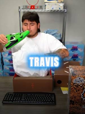 GREEN PULL‼️ FOR ONLY $8⁉️😳 | SOMEONE PULLED $150+ TRAVIS SCOTT CACTUS JACK GREEN SPARK 👟 FOR ONLY $8 ON OUR LIVE😱🔥 #Livebreaks #hypebeast #tiktoklive #livehighlights #nike 