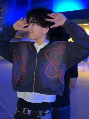 Everything is BLUEEEE @michael  #viral #clairo #performative #dance #fyp 