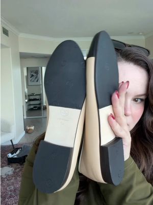 I’m impressed! Now to break these in. #chanelflats #chanelballetflats 