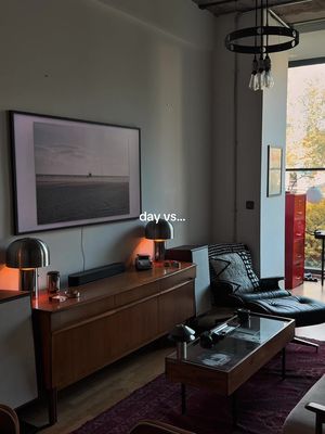 Which one do you prefer? 🌆🌃 #apartmentaesthetic #interiordesign #midcenturymodern #secondhand #homedecor