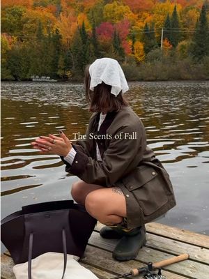 To me, fall has a very specific scent.🍂  It's crunchy leaves outside, a croissant aux amandes in the oven, a fire crackling in the living room, a hot bath with the @LOCCITANE Almond Shower Oil, and the Shea Hand Cream warming my hands after the cold. What does fall smell like for you? 🍂 #loccitanepartner