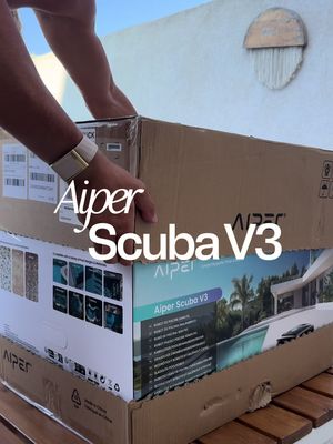 UN SCUBA V3 CONTRE LA PAIX À LA MAISON Avec un mari particulièrement maniaque de la piscine, je crois que je ne pouvais pas lui faire meilleur cadeau. Le Aiper Scuba V3 s’occupe du nettoyage à notre place, jusqu’à la ligne d’eau. Résultat : une piscine toujours impeccable, un vrai gain de temps et surtout… beaucoup plus de temps pour en profiter. #Aiper #ScubaV3 #CollaborationCommerciale code promo 55MANONCA  # (5 % de réduction, valable sur Amazon et notre site officiel) & n’oubliez pas les Amazon Prime Big Deal Days, du 29 septembre au 7 octobre. Retrouvez le lien dans ma bio 🔗@Aiper 
