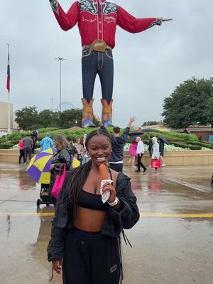 Boots on the ground from @State Fair of Texas . It’s raining, lines are short and the food is super hot! It’s a great day to be in Texas.✨ #october3 #statefairoftexas #dallasinfluencer #dallas 