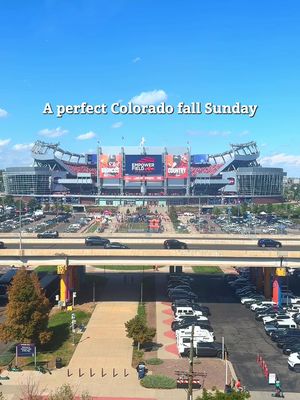 There’s nothing like a fall Sunday in the Mile High City. 🌇🏈🧡