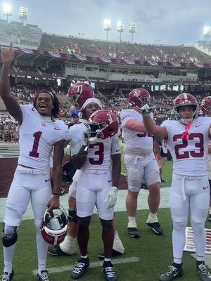 We just beat the…. You finish it 😏 @🦖 #alabamafootball #rolltide 