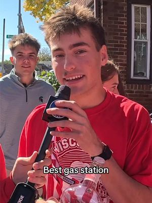Nothing beats a Gameday Roller Dog #rollerdog #uwmadison #hotdogs #bigtenfootball #wisconsincheck 