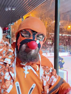 Bleacher Creatures are crazy at Bowling Green #bowlinggreen #studentsection #hockey