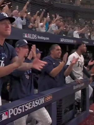 Keep ‘em runnin’ Richie 😤 #ForTampaBay #Postseason #RaysUp #MLB #RichiePalacios 