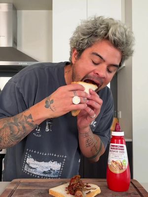 Aussie BBQ in a bottle. @MasterFoods #masterfoodstopper #snag 