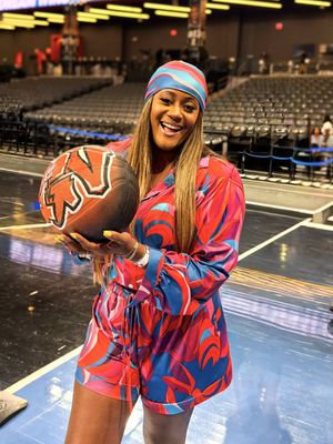 LET’S GO DREAM!!! If you've never been to an Atlanta Dream game, this is your sign 🏀 The Dream are in the playoffs, and the energy at State Farm Arena is crazyyyyy! Loud crowd, a DJ before tip-off, Soulja Boy and Lil Scrappy at halftime, and some of the best basketball in the city. They play again Wednesday. Save this and send it to who you're bringing 👀 #atlantadream #WNBA #wnbaplayoffs #atlantathingstodo #atlevents 