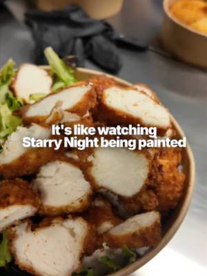 Swirling rich signature aioli over a bed of warm rice and crispy chicken creates a mesmerizing view that belongs in a modern art gallery. ✨ Skipping store-bought jars for freshly blended in-house sauce is the only secret you need for a truly legendary lunch break. 🥢 📍 Location: 3004 Cullen St, Fort Worth, TX 76107 Mon–Fri · 10 AM – 11 PM Sat–Sun · 11 AM – 11 PM Get your masterpiece directly via bowlsofrice.com. ⚡️#bowlsofrice #bowlsofricefortworth #fortworthtxx #texasfoodie #crispychicken #garlicaioli