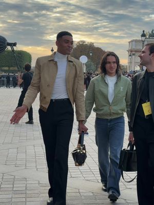 He’s a @Louis Vuitton boy! @owen thiele arrives at the Louvre for the brand’s spring/summer 2027 show—and practices his French.