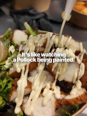 Watching our creamy house-made aioli drizzle across crispy chicken and warm rice feels less like lunch prep and more like a live fine art masterpiece. 🎨 Treating your taste buds to this fresh, hand-crafted sauce swirl guarantees that every single spoonful hits with museum-worthy flavor. 🤤 📍 Location: 2537 S Wabash Ave, Chicago, IL 60616 Mon–Sun · 10:00 AM – 11:00 PM Experience the art directly at bowlsofrice.com. 📦#bowlsofrice #bowlsofricechicago #chicagoillinois #wabashavenue #ricebowl
