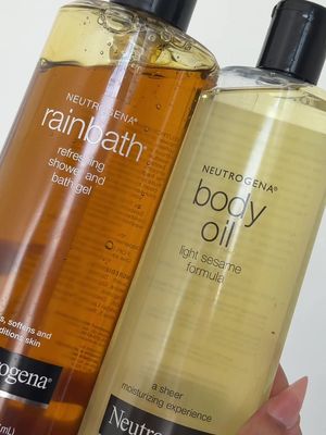 #NeutrogenaPartner My shower routine just got a little better 🤍 I’ve been loving the @Neutrogena Rainbath Refreshing Shower Gel + Body Oil Light Sesame Formula for that clean, soft, hydrated feeling from head to toe.
‌ And if you’ve been wanting to try them, Prime Big Deal Days is October 6–7 👀 Shop Neutrogena on Amazon while the deals are live! 🛍️✨ #PrimeBigDealDays #AmazonPrime #Neutrogena #ad