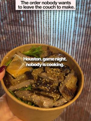 Ordering a full table spread of customized rice bowls delivered to your living room is the ultimate value play for feeding everyone without interrupting game night. 🏈   Why this is the ultimate Houston game night setup:   . Zero Group Debates: Everyone gets their exact protein & sauce choice (from Double-Crunch Crispy Chicken to Grilled Steak) so nobody has to compromise.   . Couch-Friendly Eating: The sturdy, deep-bowl design means zero spills or messes while you react to huge plays on the sofa.   . Maximum Value & Variety: Pairing loaded rice bases with extra house-blended aioli dips and sides keeps the whole crew full all night long without any cooking or cleanup.   Stacking your coffee table with crispy chicken, tender steak, and extra signature sauces ensures the whole crew gets maximum flavor with zero effort required. ✨   📍 Location: 2616 Blodgett St, Houston, TX 77004 (Inside Blodgett Food Hall)  Mon–Fri · 10 AM – 11 PM  Sat–Sun · 11 AM – 11 PM   Order your game night fuel directly at bowlsofrice.com. 📦#bowlsofrice #bowlsofricehouston #blodgett #houstontx #crispychicken #grilledsteak #nightin
