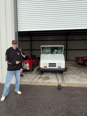 FINALLY FOUND MY MAIL TRUCK! #fyp #carsonhocevar 