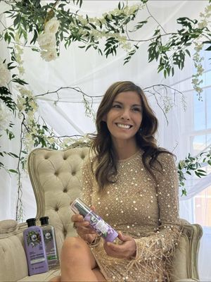 #herbalessencespartner From Mom Mode to Daydreaming with @Herbal Essences 