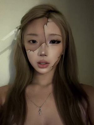 One more from yesterday:) #dollmakeup #halloweenmakeup #creativemakeup #halloweenideas 