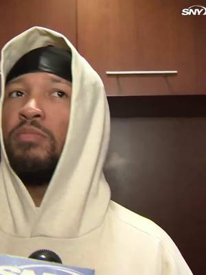 Josh Hart interrupts Brunson's interview to say "JB, you gotta pay for dinner, I forgot my wallet" 😂 [via SNY Knicks]