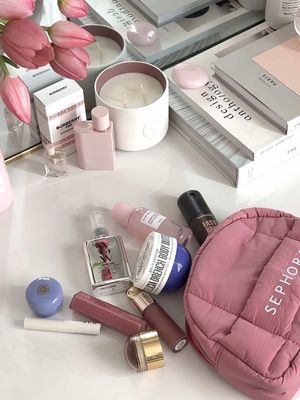 Let's swatch the new @Sephora Favorites Set 💕🌸✨ The Sephora US Holiday Must Haves Kit - retails for 59 USD @Rare Beauty @Fenty Beauty @MERIT Beauty @Tatcha @ILIA Beauty @Huda Beauty @Color Wow Hair @Glow Recipe @Sol de Janeiro @Sephora Collection #Sephora #Sephorahaul #SephoraFavorites #SephoraFinds #SephoraSale 