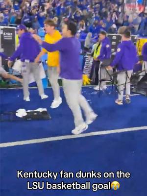 A Kentucky fan dunked on LSU staffers after the upset💀 #CollegeFootball #Kentucky #LSU #LaneKiffin 