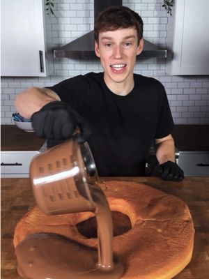 making a giant donut 🍩 