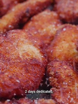 You haven’t lived until you’ve had a chicken Caesar cutlet from Wario’s. Watch the full doc on my channel. 🙏🏻 📍 Wario’s Beef and Pork Downtown 111 W Nationwide Blvd, Columbus, OH 43215