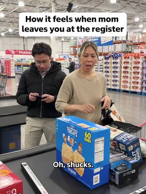 Mom, where are you?! 😬