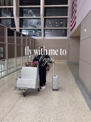 Full vlog on my YT: ritafloraaa 19 countries later still the same airport boyfriend 😬 I stopped doing these so he could fix up but no it’s just him