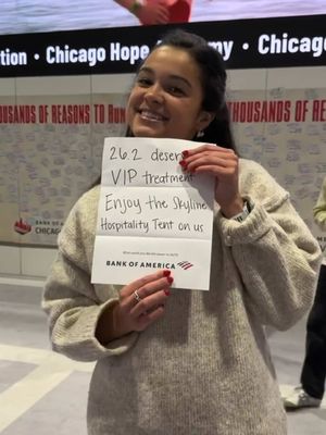 Becoming a marathoner is no easy feat. During Bank of America @Chicago Marathon weekend we handed athletes handwritten notes wishing them luck, sending congrats, and even gifting a few special surprises. 💙❤️