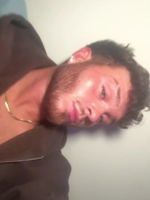 DA so good even with a broken front camera bro #selfielight #tiktokshopcreatorpicks 