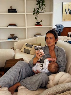 All moms deserve a personal assistant!!! @tabdotbot can call your pediatrician, order your groceries, plan and book your travel, schedule your appointments, get you in at a restaurant, organize your calendar, help you shop for something, and help you return it if it doesn’t work. The list is endless! But my favorite part about Tab is that I get to spend more time connecting with Colbie and less time buried in my phone trying to stay on top of life. Please try Tab and thank me later!!! Link to skip the waitlist is in my bio 🤝🏼 #TabPartner 