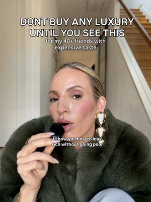 some things are worth the designer price tag. These aren’t… *to shop, click the link in my bio and tap the matching cover photo for all the links. #LookExpensiveForLess #LuxuryForLess #StyleOver40 #DesignerAlternatives #howtolookrichwithoutgoingpoor 