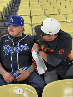 @ogcarnal you ok carnal!! 🤣 baseball gods just said 🖕 the dodgers!! #sfgiants #ladodgers #losdoyers #losgigantes #parati 