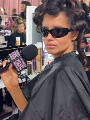 @AdrianaLima backstage is the vibe we aspire to.  #victoriassecret #vsfashionshow 