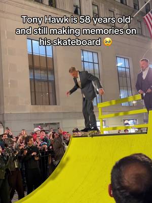 Tony Hawk is 58 years old and still pulling off tricks in a full suit 🔥🔥🔥 Ramp brought him to the New York Stock Exchange for Tony Stock: Pro Trader, a stock-trading parody featuring Tony Hawk and Bam Margera. Pretty cool seeing him still doing what he loves.