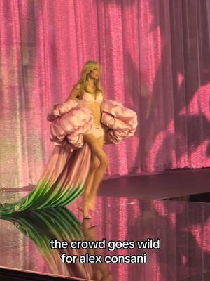 She’s truly THAT girl! #AlexConsani stunned at the #VictoriasSecretFashionShow runway. 🪽 #VSFS26  🎞️: @actuallyjonathanborge 