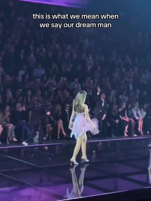 Adding Dylan Sprouse’s obsession with Barbara Palvin to our manifestations list #vspink #victoriassecretfashionshow #barbarapalvin 