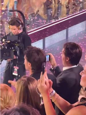 We love a supportive hubby!! @Dylan Sprouse cheers on his wife @Barbara Palvin at the @Victoria's Secret Fashion Show!  #barbarapalvin #dylansprouse #victoriassecret #victoriassecretfashionshow #angels