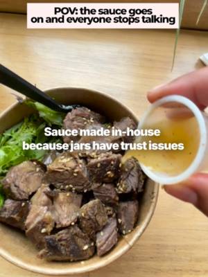 The whole table goes quiet when the sauce goes on at Bowls of Rice in Austin, and honestly, that’s the right reaction. 🥢 Every sauce is made in-house and poured over the bowl as the very last step, so everyone has a favorite they’d happily double up on. ✨ 📍 Location: 5610 N Interstate Hwy 35, Austin, TX 78751 (Inside 5610 Food Co) Mon–Fri · 10 AM – 11 PM Sat–Sun · 11 AM – 11 PM Order straight from the Bowls of Rice kitchen at bowlsofrice.com, no app needed. 📦 #bowlsofriceaustin #5610foodcoeats #austinbowl #austinsaucepour #bowlsofrice #saucepour