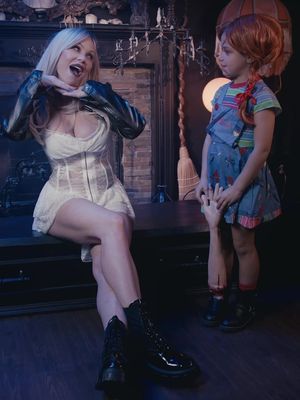 Cinematic shorts with my shorty 😍🎃🎬👻 Bride of Chucky Tiffany costumes