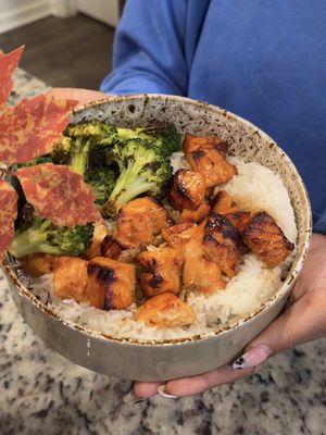 I spend most of my days in the kitchen cause these boys eat NONSTOP 😭 .. time to teach them some life skills (Brenton’s already a pretty good cook) I REFUSES TO BE THAT KIND OF BOY MOM !!! #dinner #DinnerIdeas #cooking #cookwithme #theosburnfamily 
