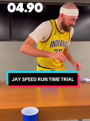 Jay Huff speed runs the Locker Room Time Trial ⏱️ #NBA #basketball #pacers #indiana #minigame 