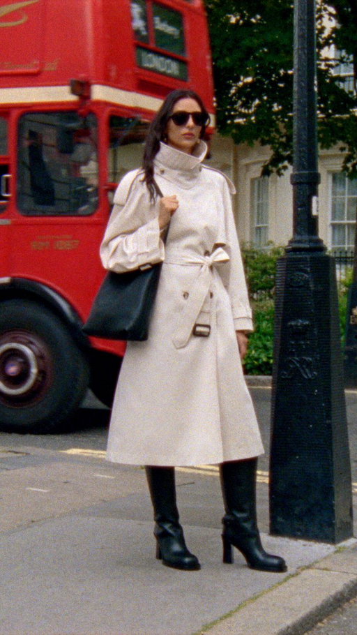 Next stop: Burberry

Take to the city streets in signature designs

https://t.co/yFAvxkir1Z 